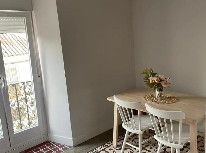 Centrico Apartamento Reformado En Aranjuez